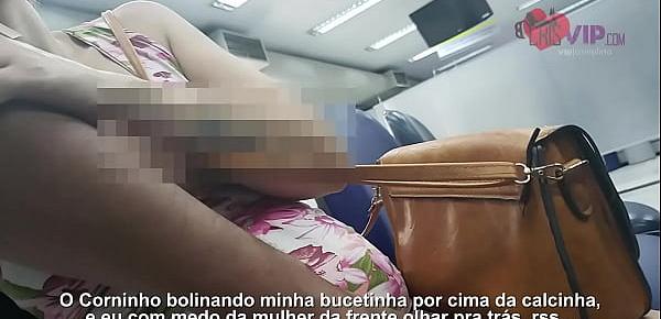  Cristina Almeida mostrando os peitinhos e sendo bolinada dentro do Banco do Brasil pelo Marido Corno